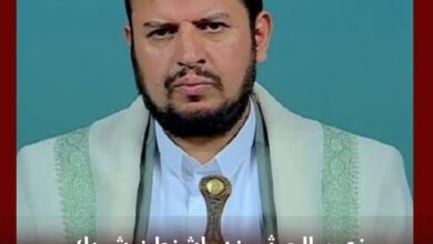 May be an image of ‎1 person and ‎text that says '‎العنو رن 24 العنون زعیم الحوثيين واشنطن شريك الاحتلال الاإ الإسرائيلي في تحقیق مخططاته Aleunwan 000000@‎'‎‎